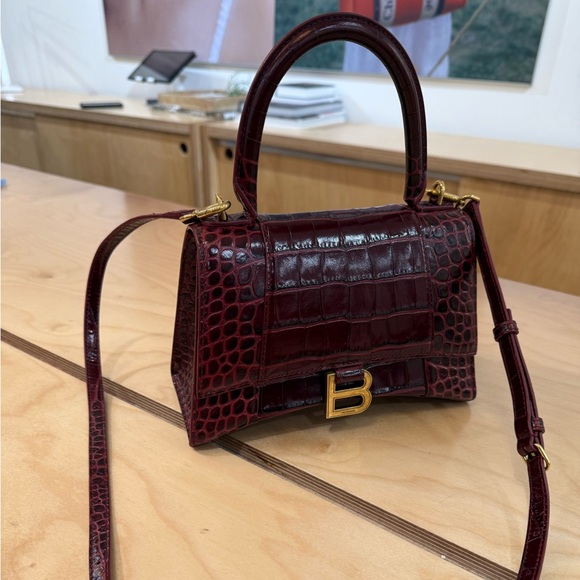 Balenciaga Hourglass Small Handbag in red shiny crocodile embossed calfskin - Picture 2 of 4